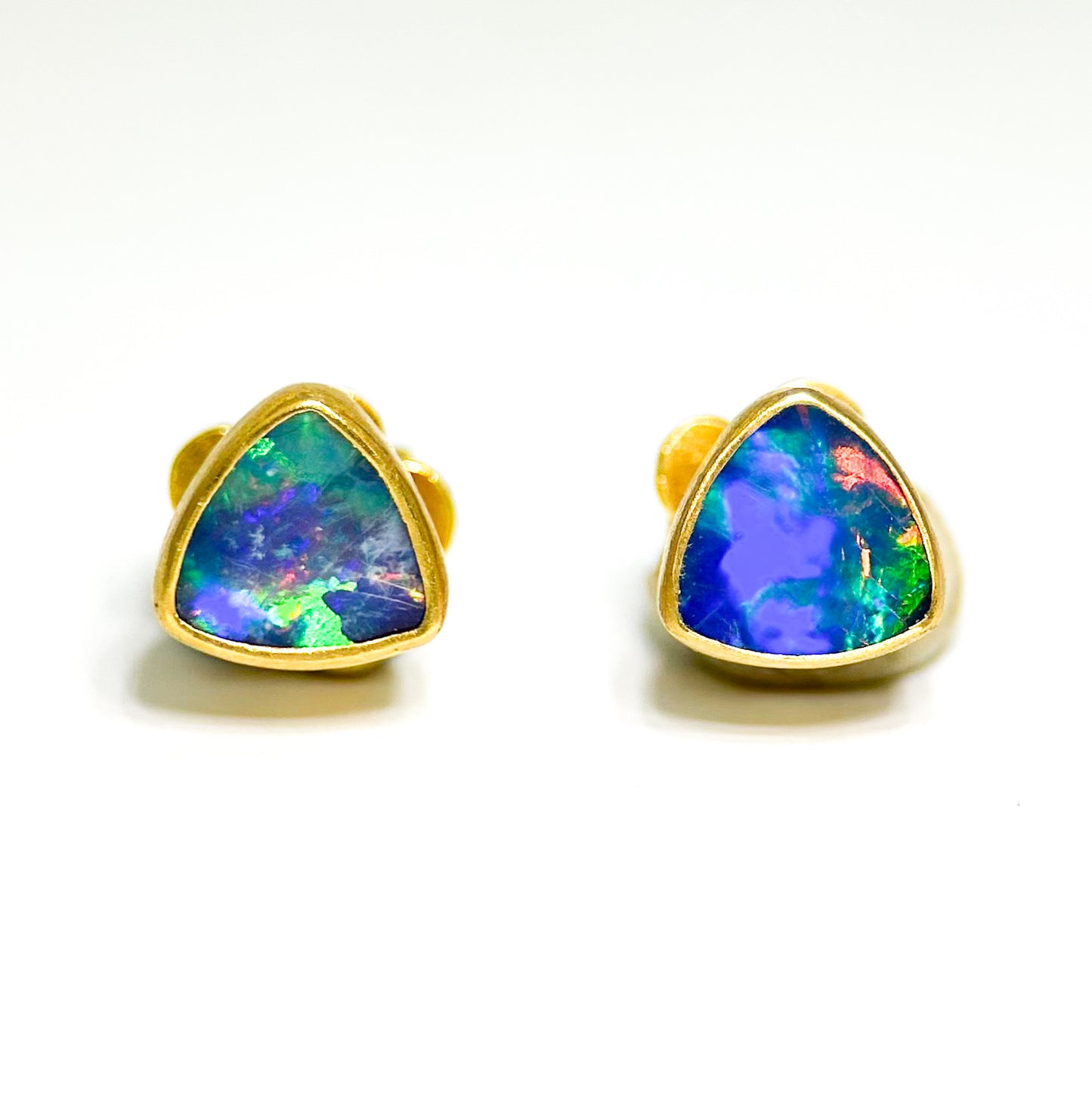 "Trillion" Stud Earrings (Australian Opal, 18k Gold)