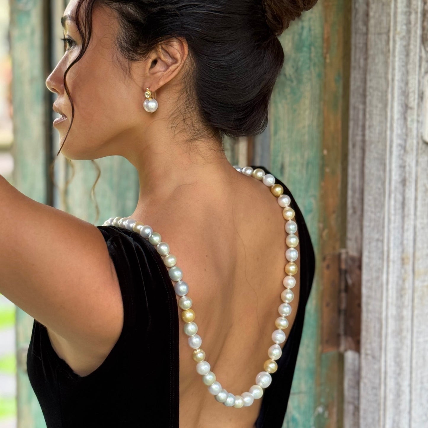 "Lorokidul" Pearl Necklace (Convertible South Sea Pearls with Mystery Clasp)