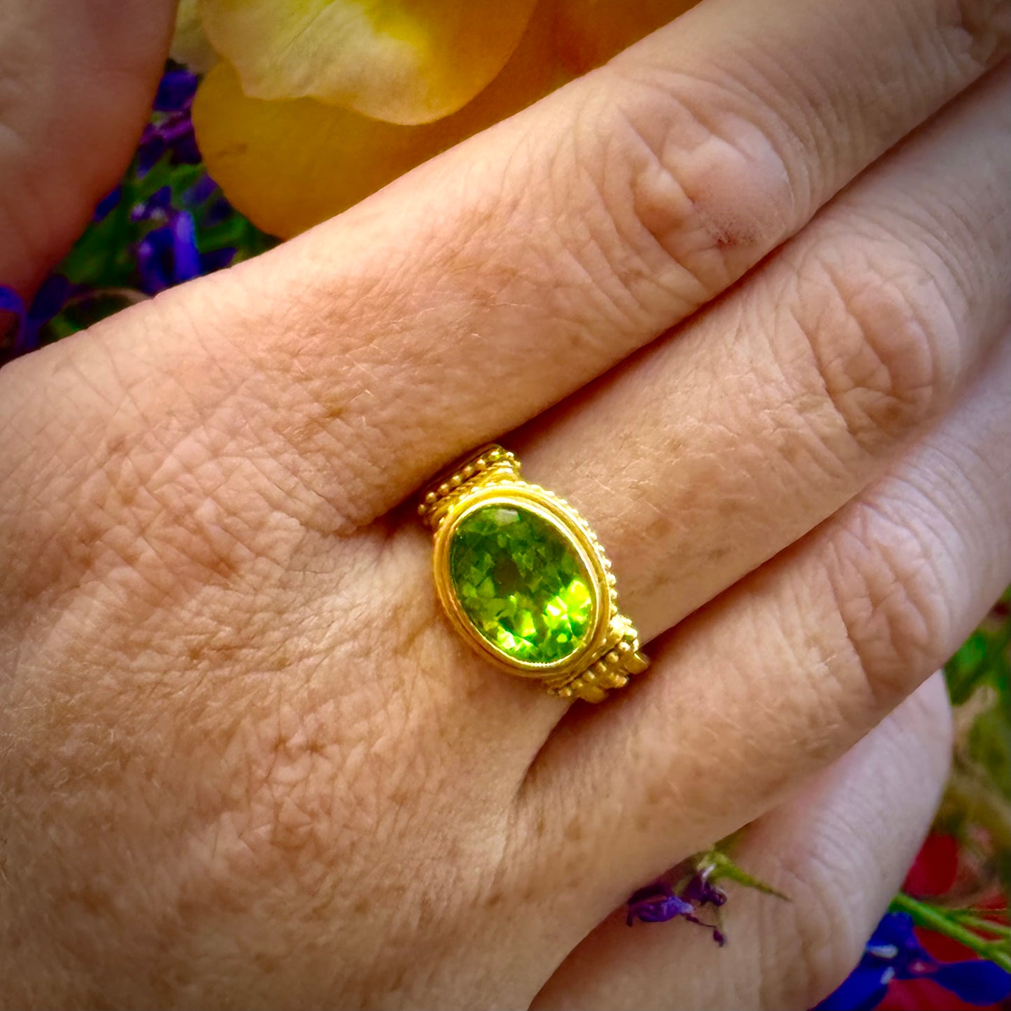 "Isis" Ring (Peridot, 22k Gold)