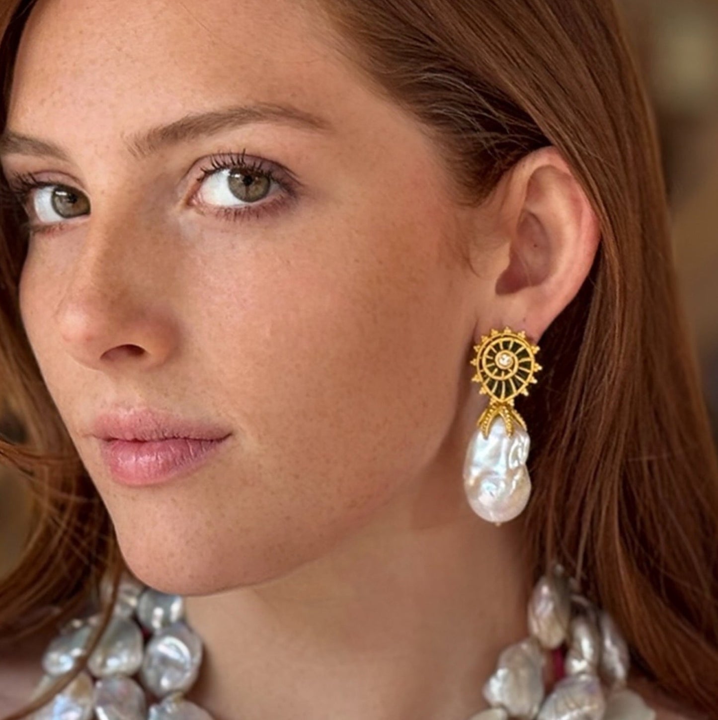 "Ammonita" Button Earrings (Ammonite Fossils, White Sapphire, 22k, 18k Gold)