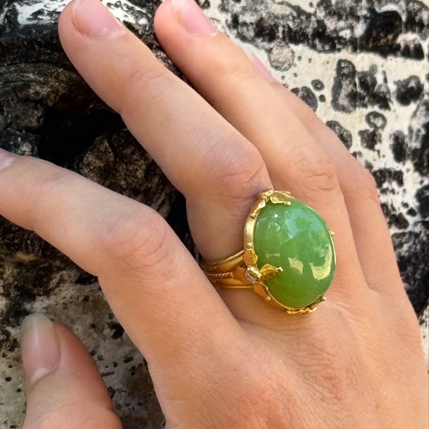 "Maltese" Ring (Green Agate, Diamond, 22k Gold)