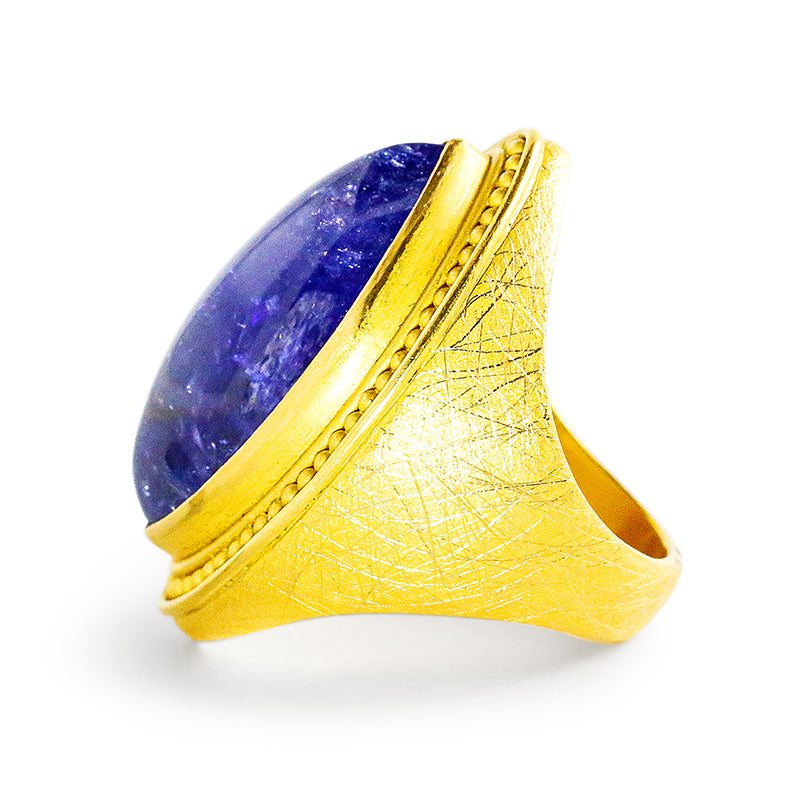 "Futbol" Ring (Tanzanite, 22k Gold)