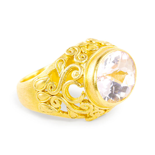 "Leaf Tata" Ring (Kunzite, 22k Gold)