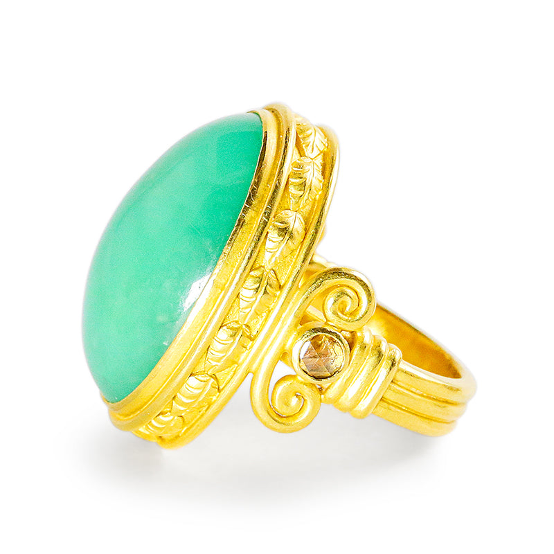 "Corinthia Column" Ring (Chrysoprase Agate, Diamond, 22k Gold)