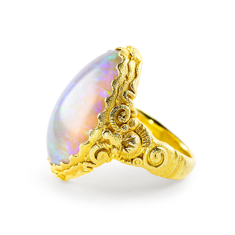 "Shambala" Ring (Australian Opal, 22k Gold)