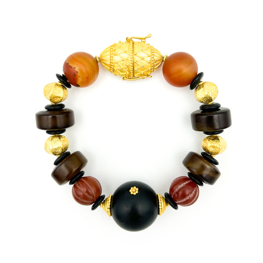 "Tao" Bracelet (Agate, Buffalo Horn, 22k, 18k Gold)