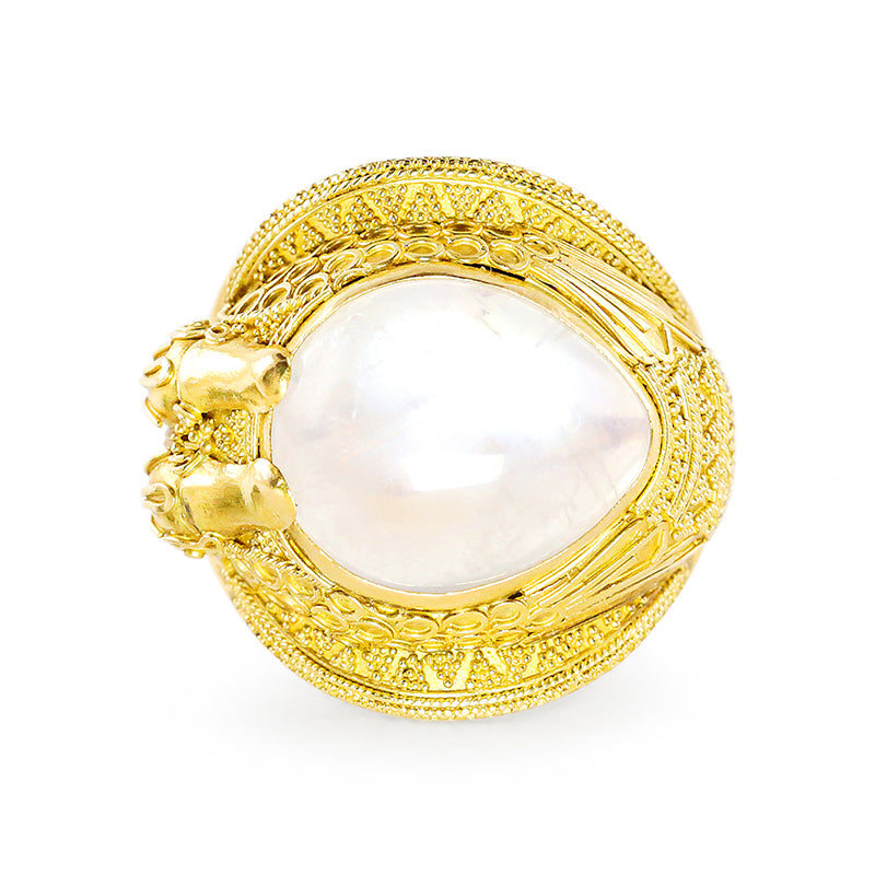 "Ramses" Ring (Rainbow Moonstone, 22k Gold)